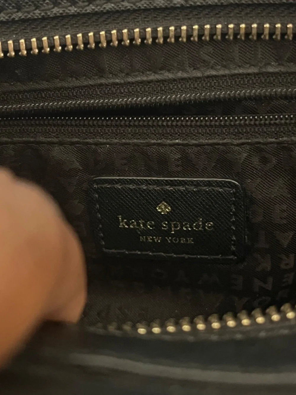 Black Kate Spade Laurel Way Leighann Crossbody Tote bag